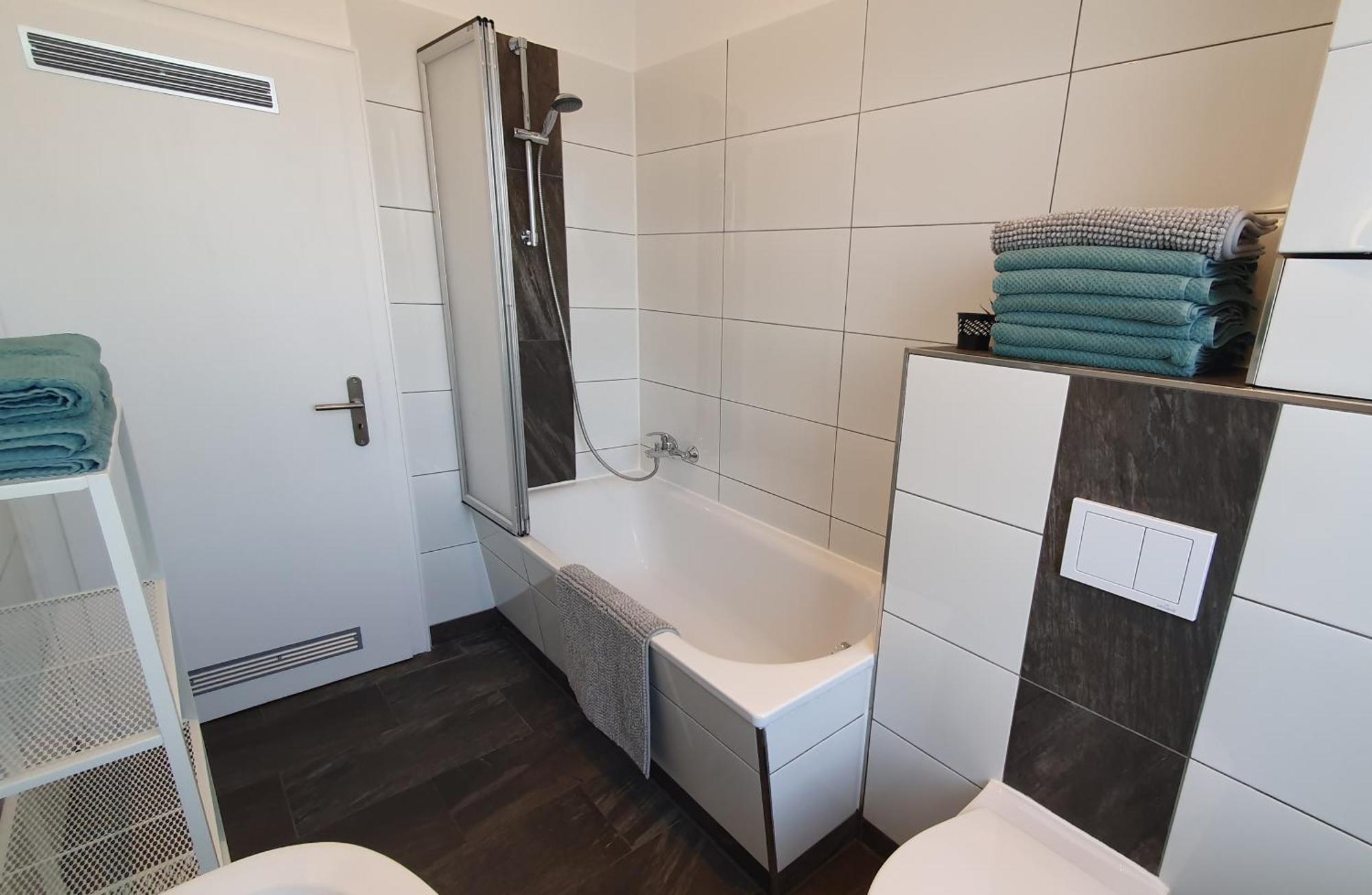 Frankes Sleep Inn, 4, 2, 1 Raumwohnungen, Sauna Velbert Exteriér fotografie